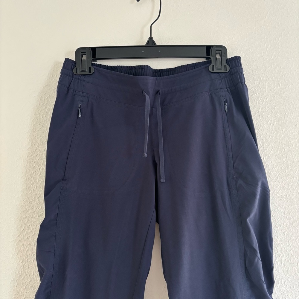 Athleta La Viva Capri - Picture 3 of 9